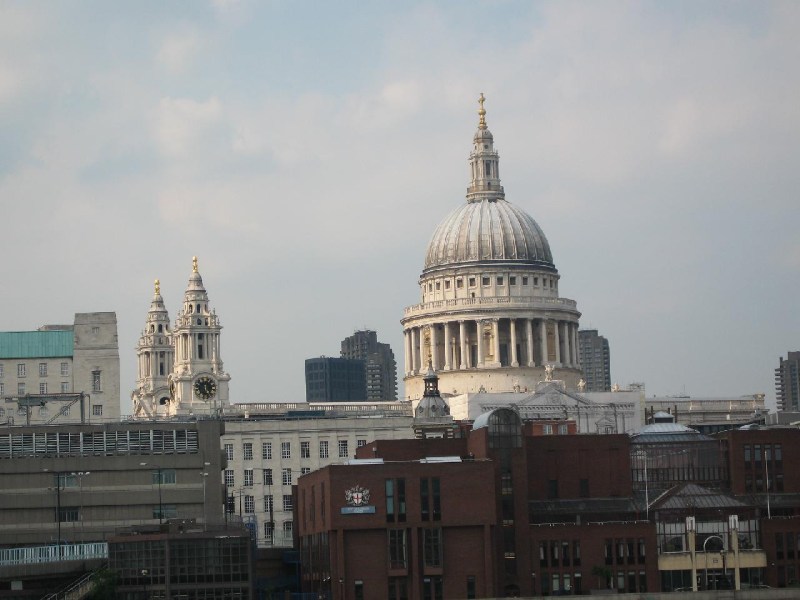    - London & London eye St Paul