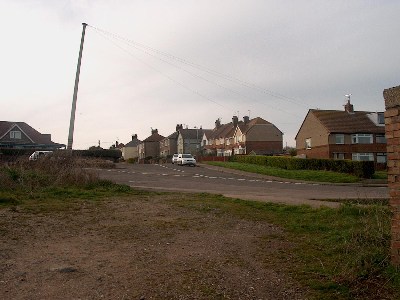    - Flatford, Suffolk, England Small town at the North Sea beach, Suffolk