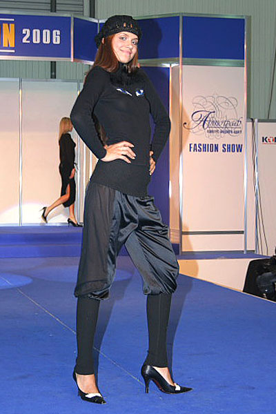    FASHION 2006