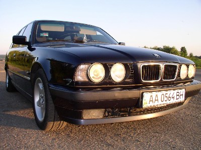   BMW 525TDS Touring BMW 525TDS touring. E34. 1995