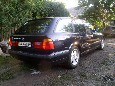   BMW 525TDS Touring BMW 525TDS touring. E34. 1995