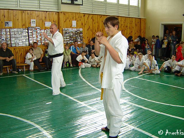   21/05/2006 Summing up - Year 2006/part 1 (c)Using these pictures without an official permission of Dojo karate club is PROHIBITED!