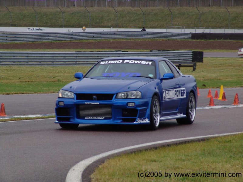   Nissan Wallpapers Skyline_S3