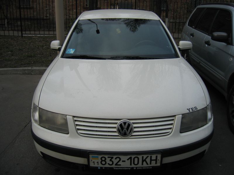   Volkswagen B5 VW B5 front