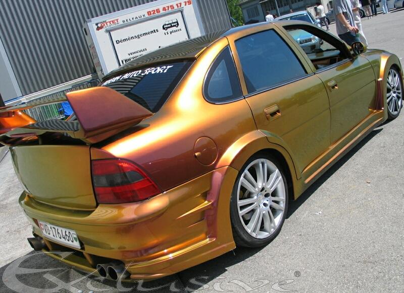 Opel Vectra 2004 Tuning