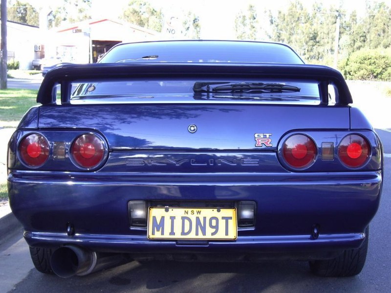   Skyline R32