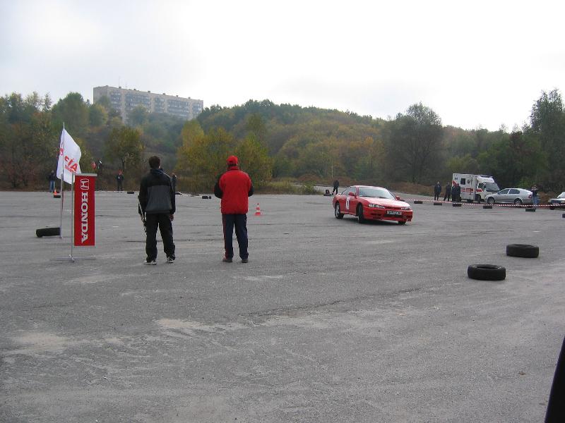   Honda Open Cup 2005 - Red October: :Nissan club rides