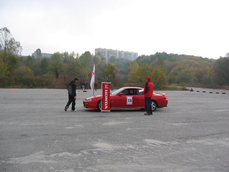   Honda Open Cup 2005 - Red October: :Nissan club rides